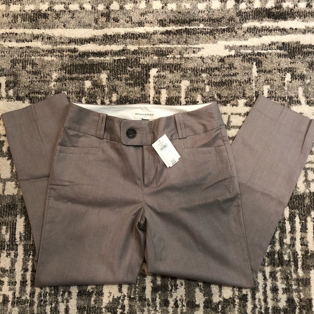 NWT- Banana Republic Ankle Dress Pants Gray Sz 8